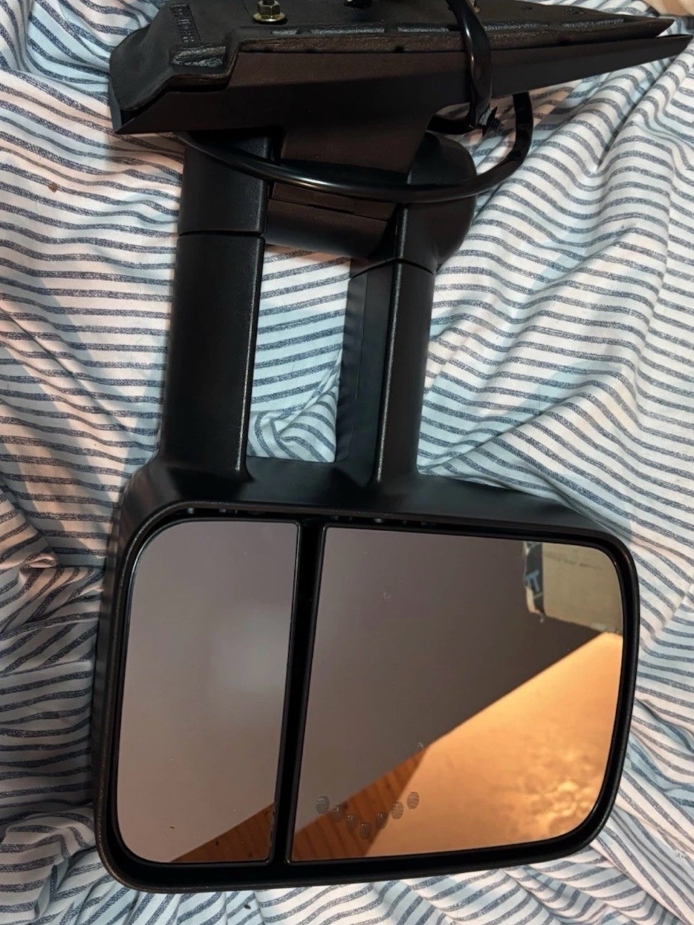 Trail Ridge TR00004 — RIGHT/PASSEN tow mirror for 2007–2014 GMC Sierra 3500 HD